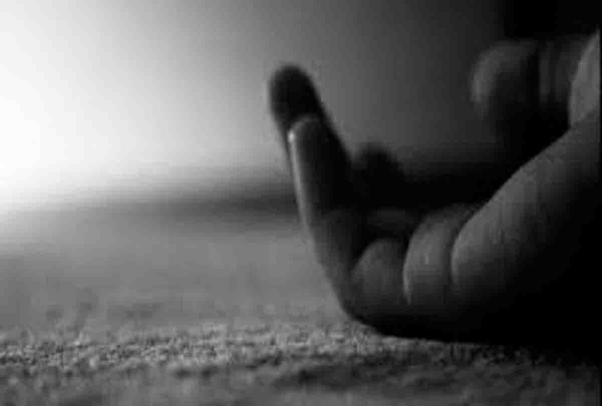 Lover couple committed suicide in fatehpur