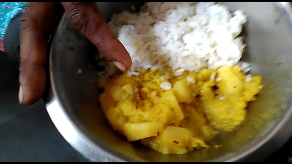 Worms found patient eating food in doon hospital canteen