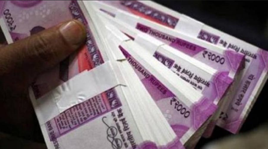 trickery six crore rupees by making a fake company in Meerut