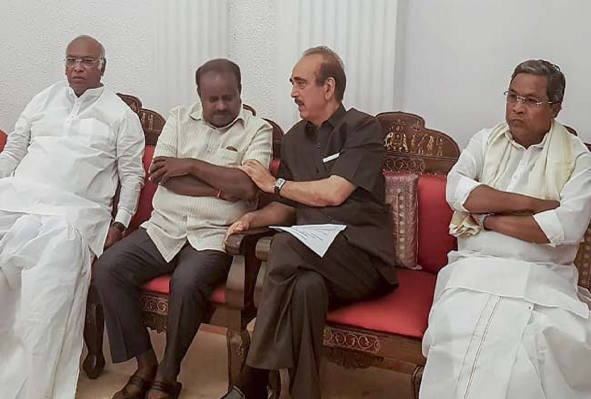 Karnataka: after congress Two JDS ministers unhappy over portfolios distributed by hd kumaraswamy