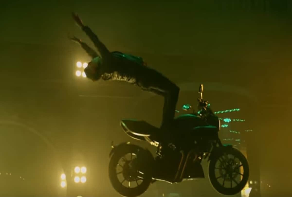 daisy shah troll for her dialogue in film race 3 goes viral in social media