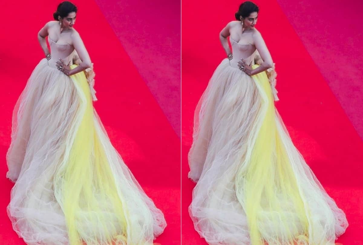 sonam kapoor celebrate her marriage at cannes
