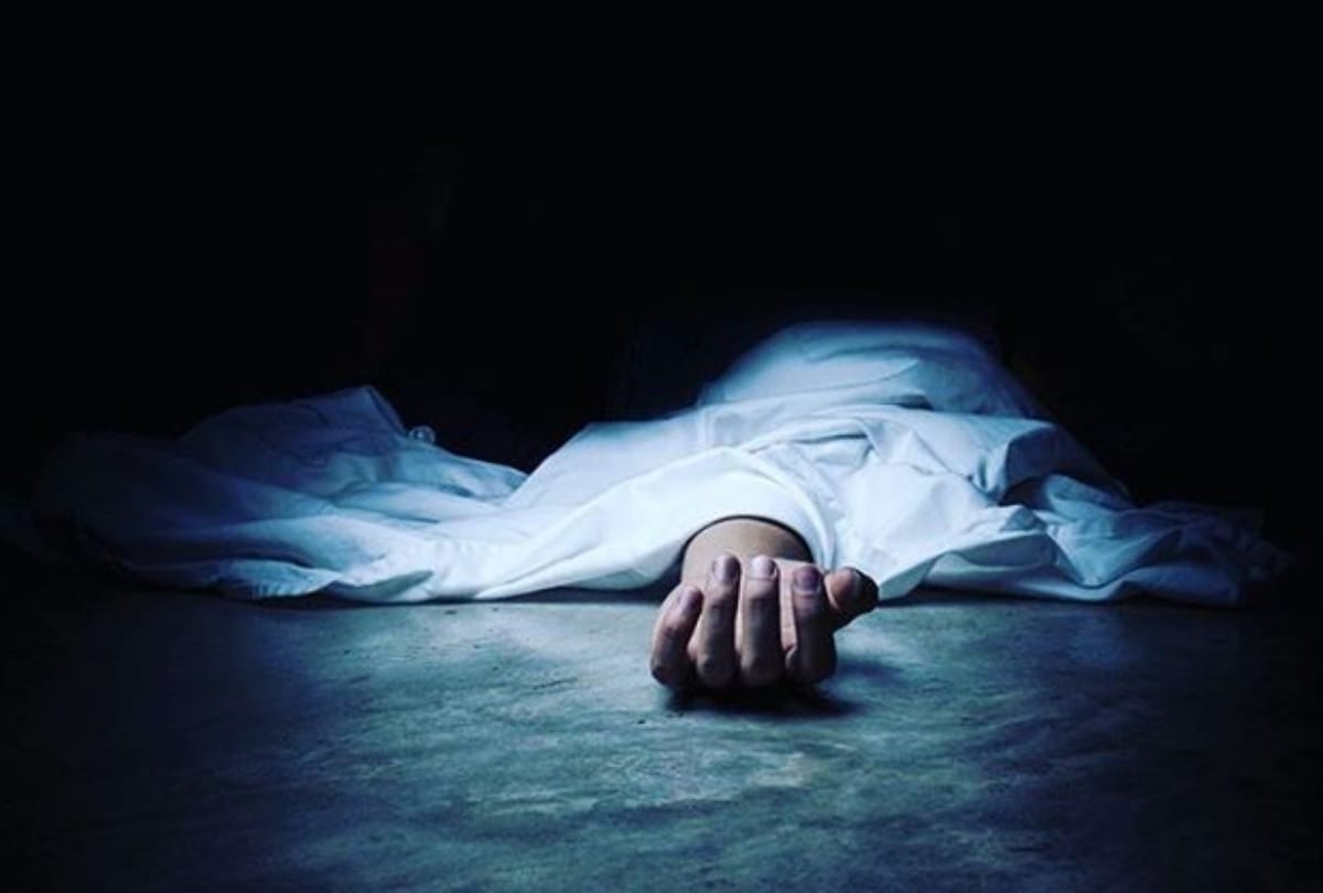 class10th student committed suicide in lucknow