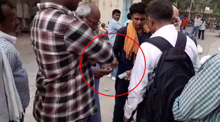 Varanasi flyover collapse people claim of bribe for postmortem
