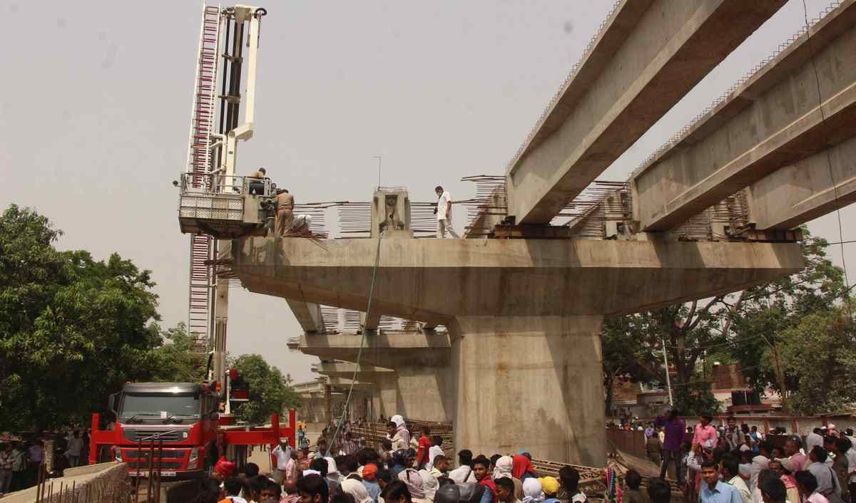 Flyover beam bearing pass in lab test