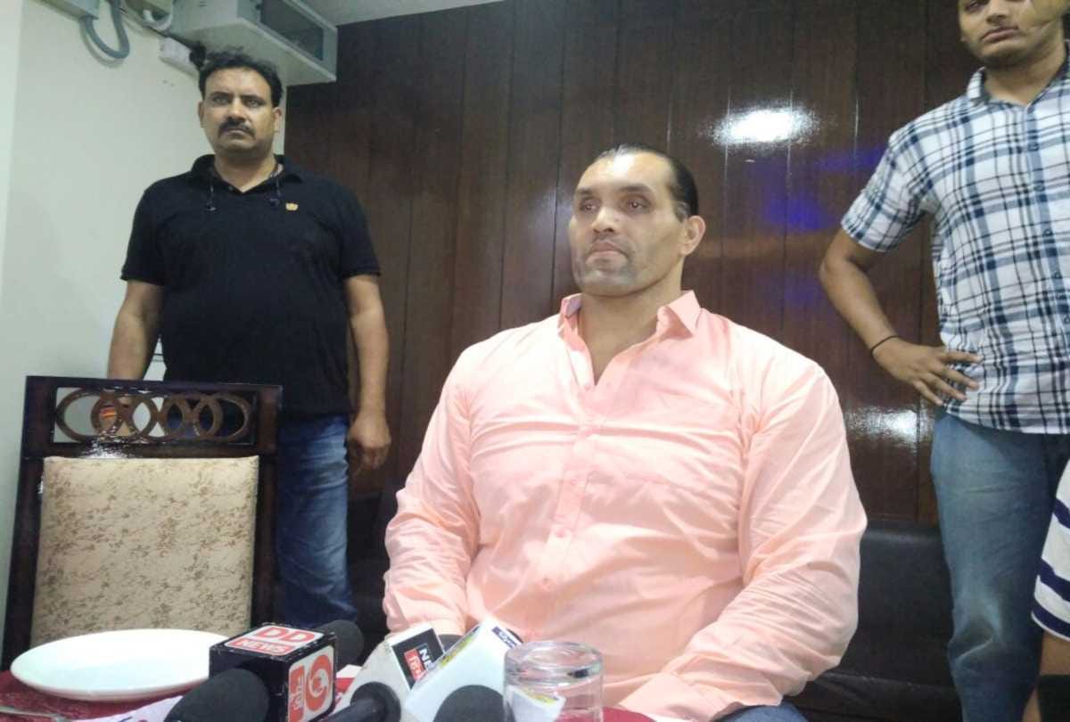 wrestler the great khali will open wrestling academy in himachal