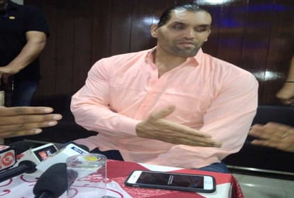 wrestler the great khali will open wrestling academy in himachal