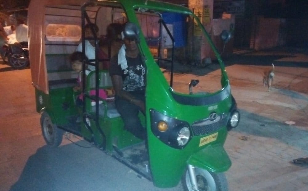 Running death in e-rickshaw