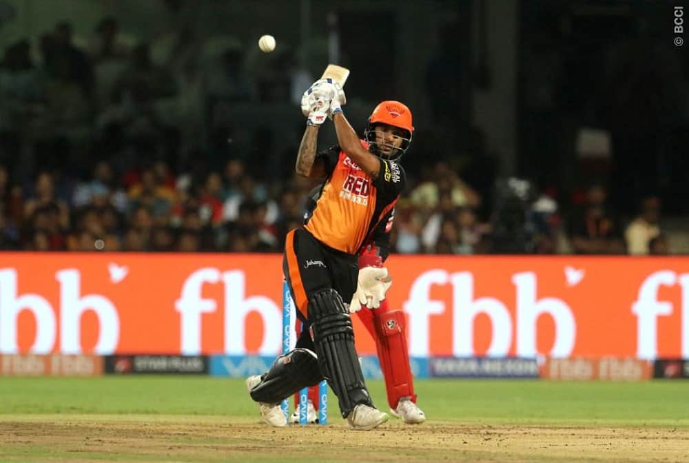 ms dhoni should make master plan for stop rishabh pant in IPL