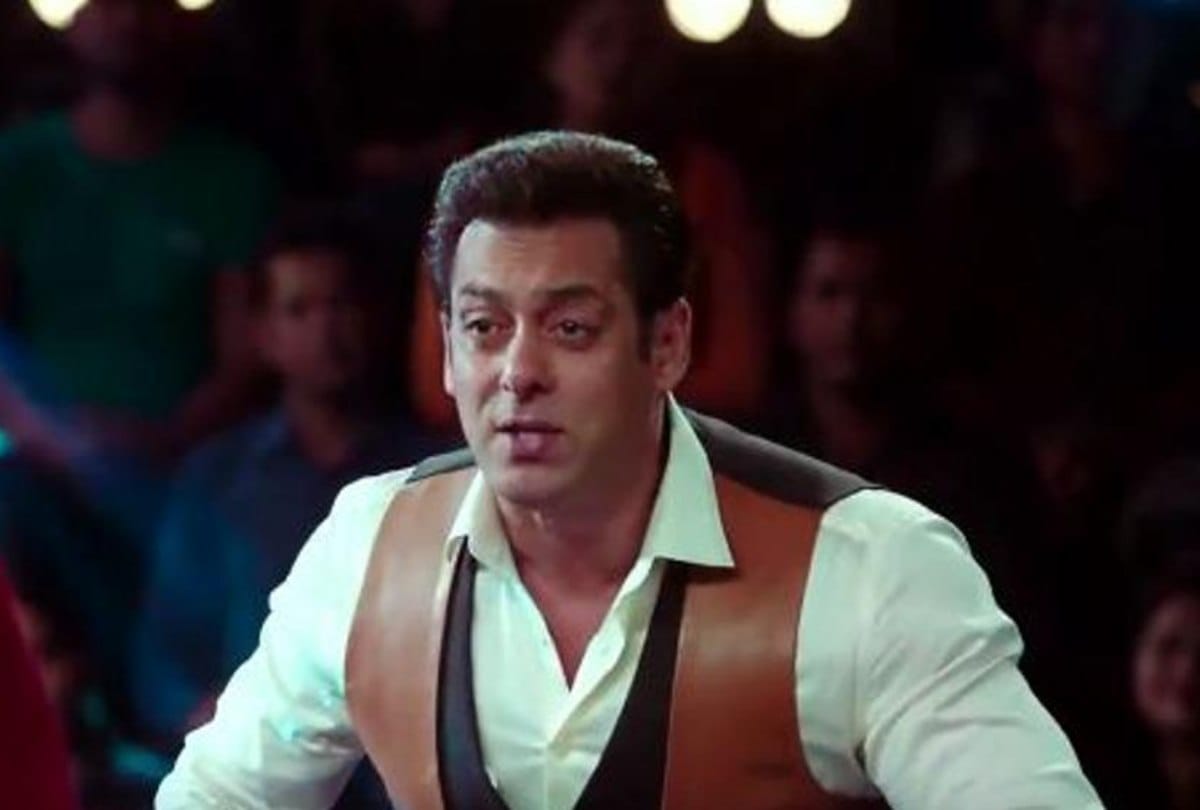 salman khan speak up about Priyanka Exit From Bharat and Her Marriage