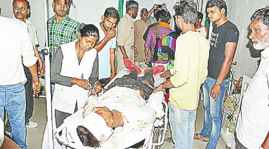Car and bike collision in Bijnor, Two people died, many injured