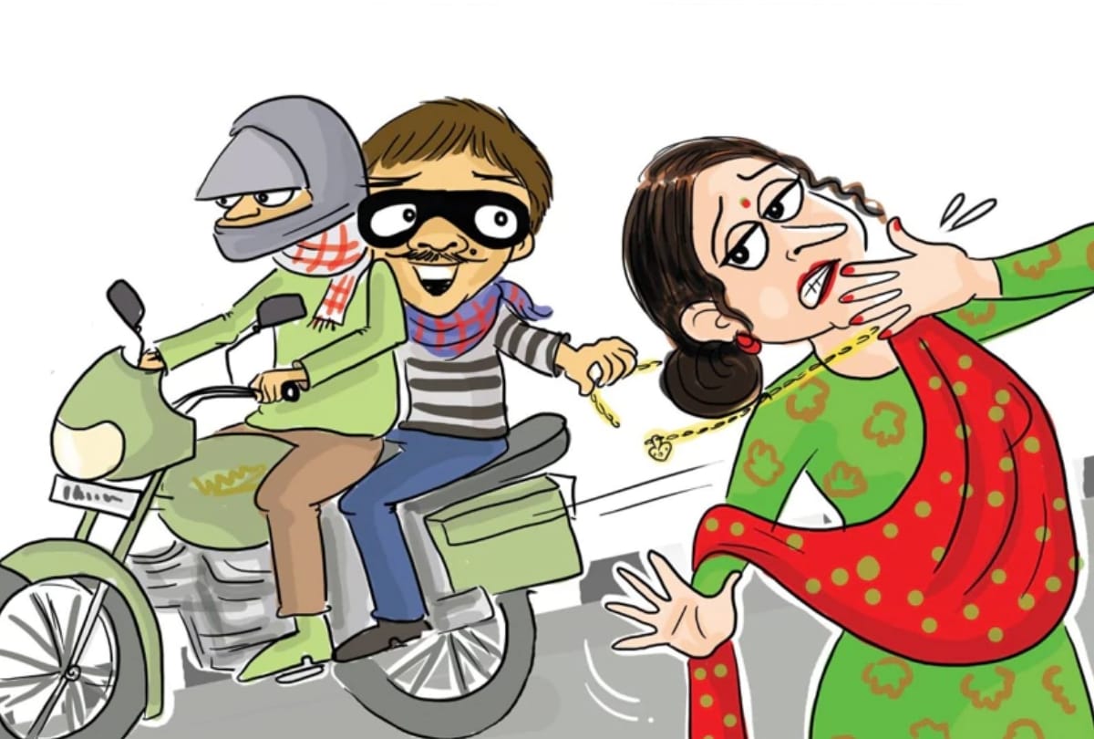 Women lost her jewellery due to superstition and mantra