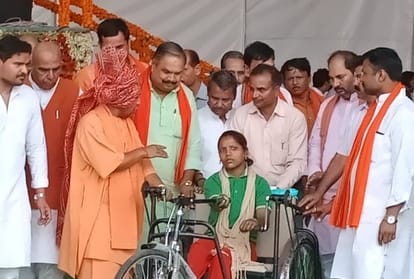 cm yogi visits gonda, inaugrated many projects