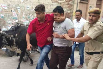 black oil thrown on haryana cm manohar lal khattar in hisar