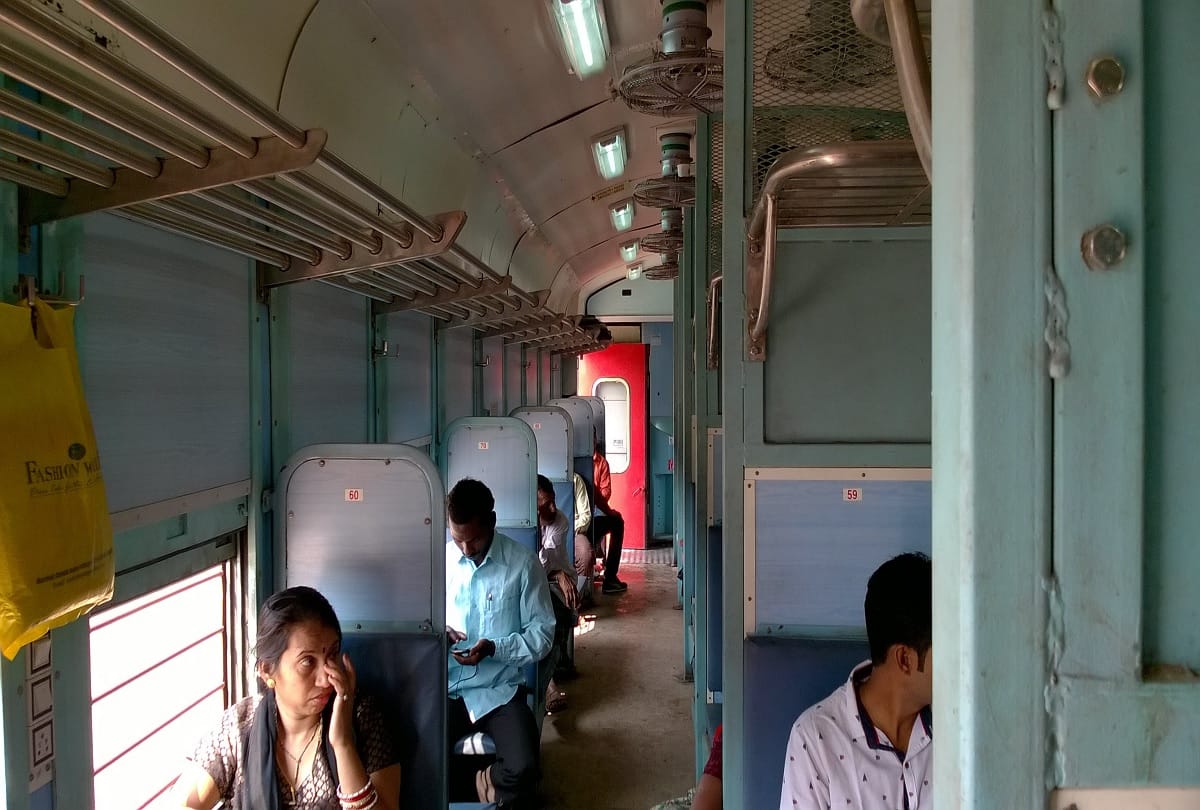India first Without engine train