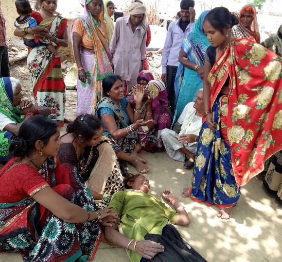 Atleast 11 pilgrims crushed to death in Tanakpur