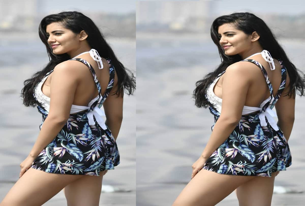 this beauty and bold actress debut in film with superstar actor