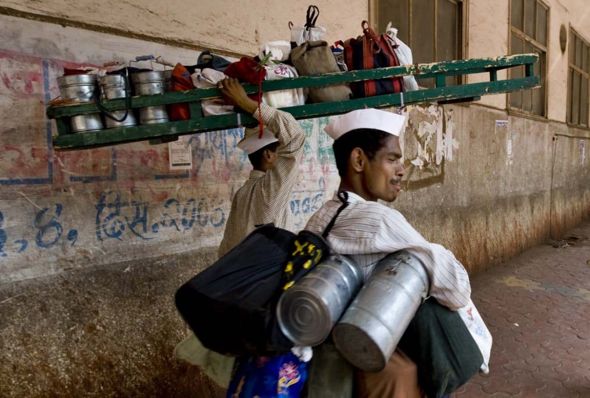 Know the secret connection between Mumbai dabbawala with british royal family 