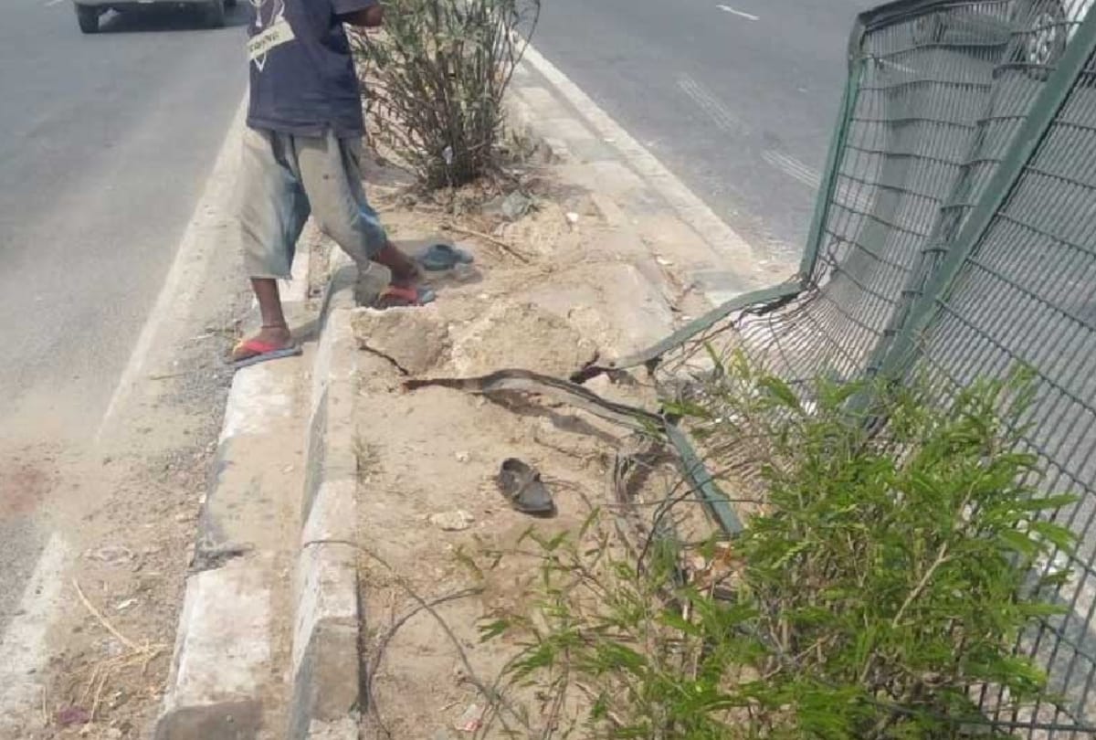girl died after being hit by a road accident one injured in delhi 