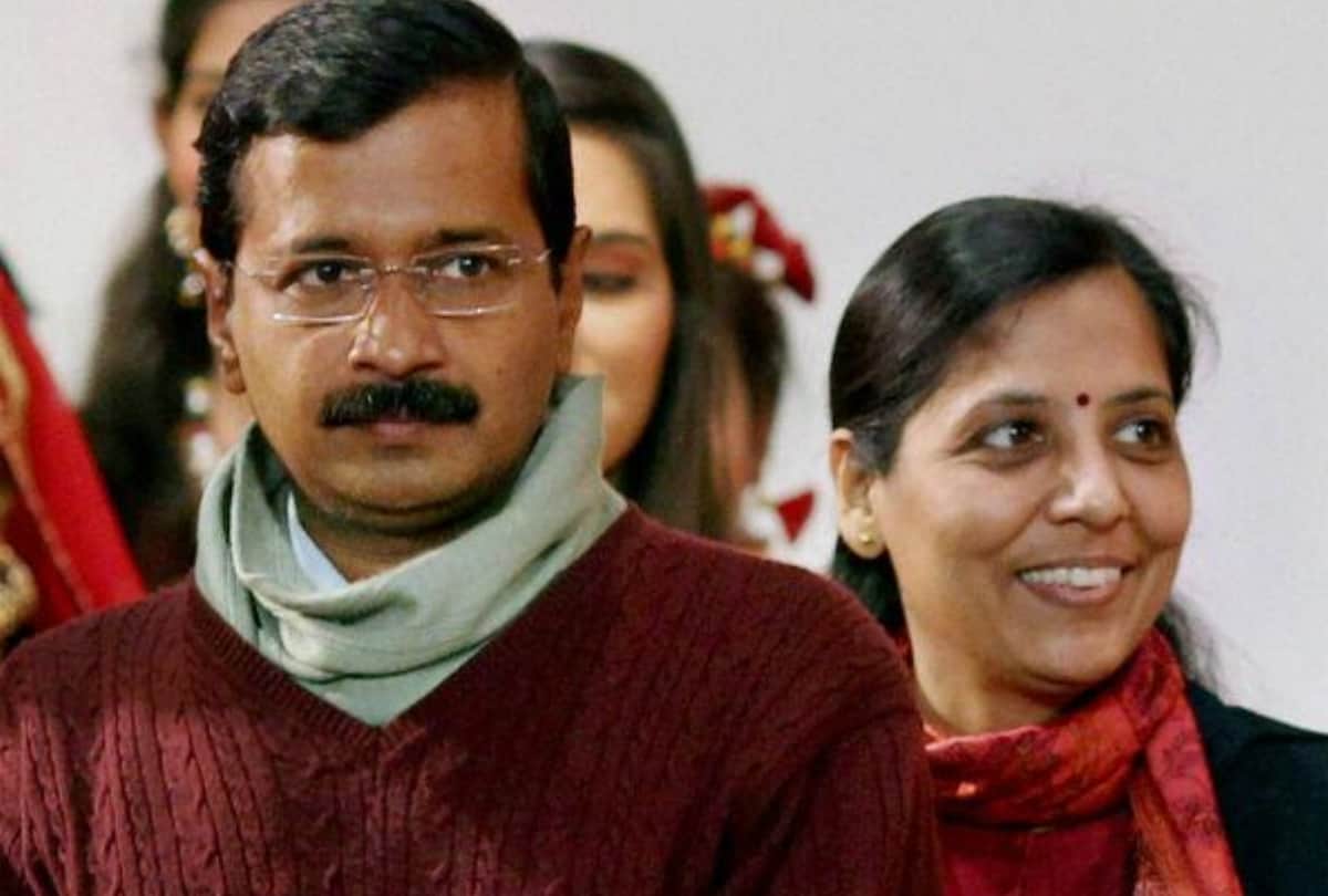 Delhi cm arvind kejriwal wife sunita kejriwal tweet against LG in delhi