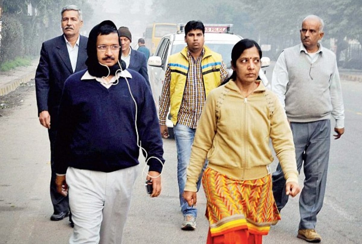 Delhi cm arvind kejriwal wife sunita kejriwal tweet against LG in delhi