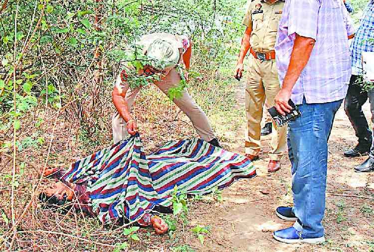 uttar pradesh khatta gang member vivek rana dead body found in derabassi