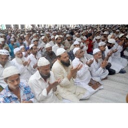 pray for khuda in mosque on first jume