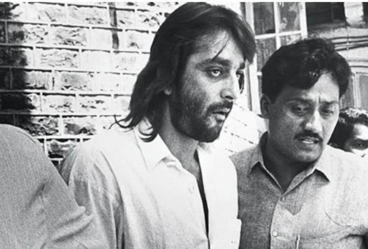 In an interview sanjay dutt said I dont want Her To Expose Herself On-screen