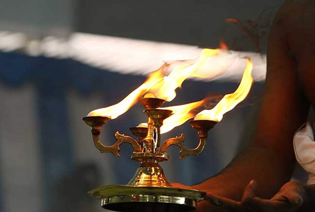 camphor benefits in vastu dosh and pitra dosh