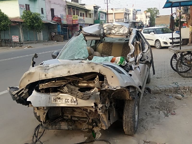 car hit truck in bajpur