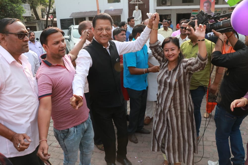 congress celebrate karnataka win