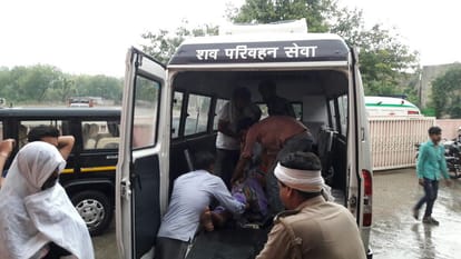 firozabad three killed in thunderstorm