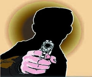 miscreants sought extortion from man on gunpoint