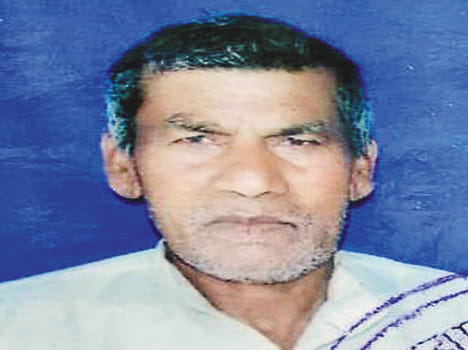 Death of elderly by truck collision