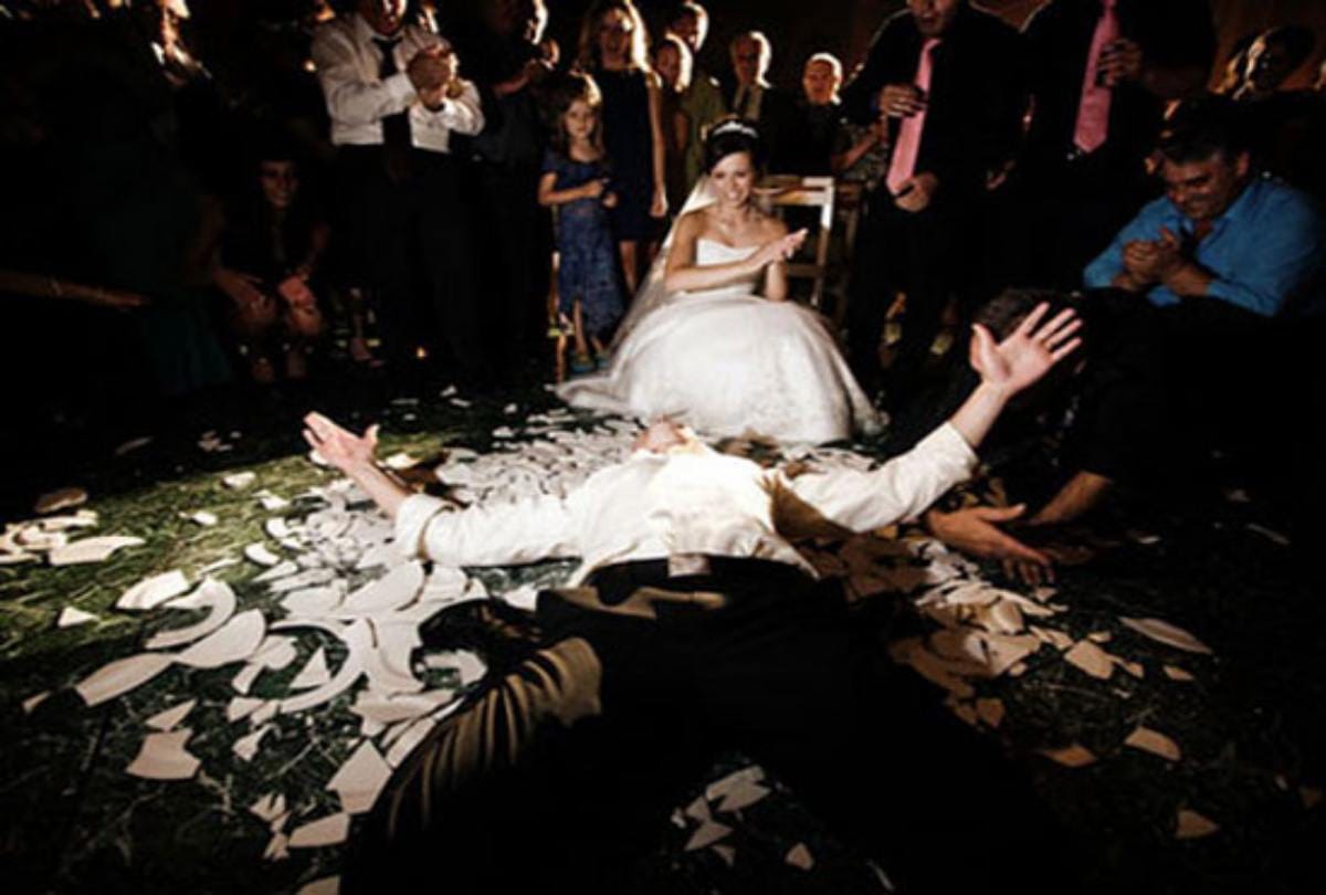 Seven weird rituals follows after wedding at germany 