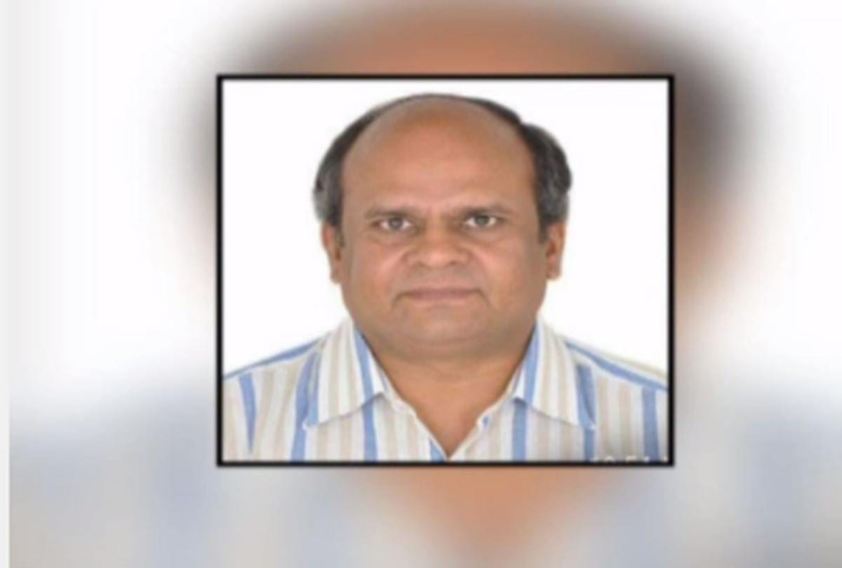 Government officer says i am a Kalki avatar so can not come to the office 