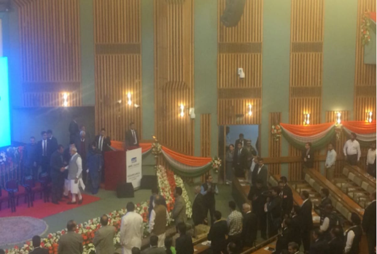 Jammu & Kashmir is going to get development projects worth Rs. 25,000 crore