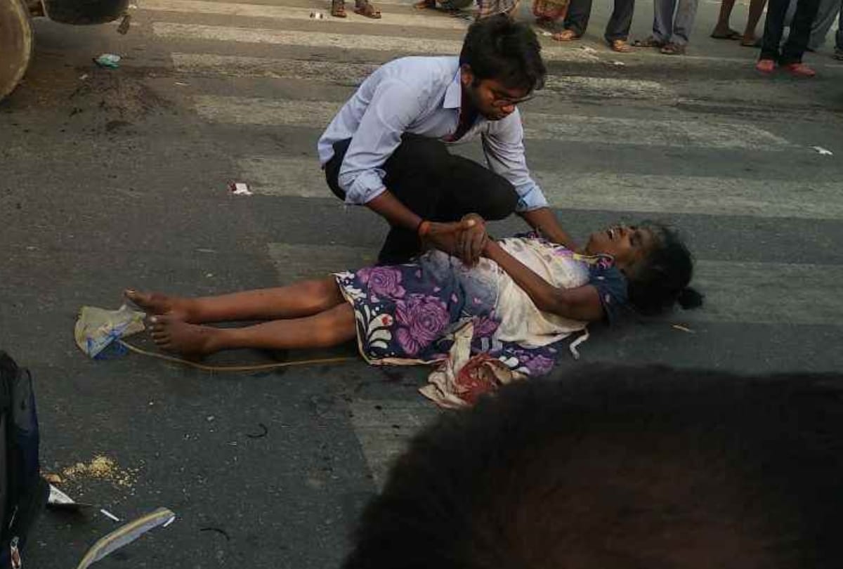 lucknow police did not help the old lady