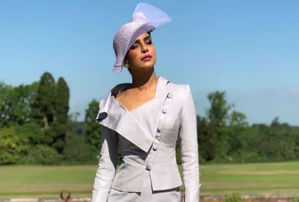 jaya jaitly upset about priyanka chopra outfit in royal wedding