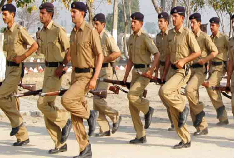 job for 10th passed in chhattisgarh police 62000 salary