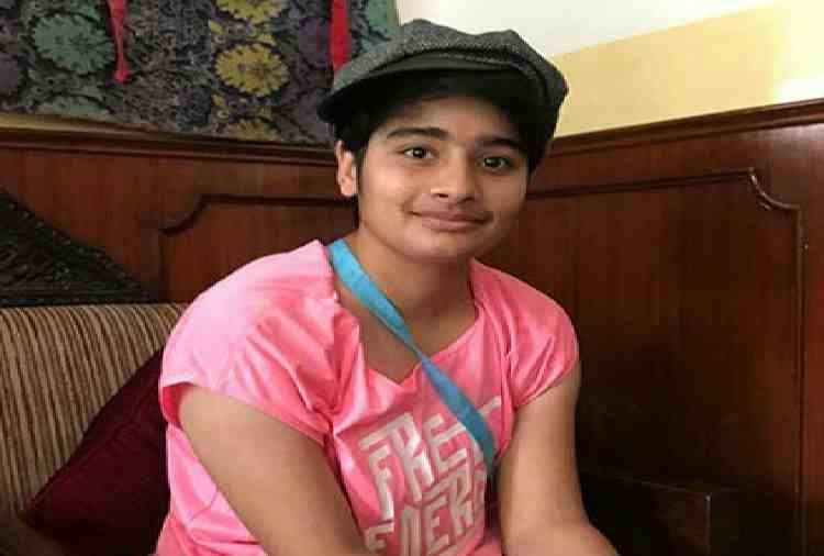 chandigarh, Shivangi Pathak becomes the youngest climber of Mount Everest