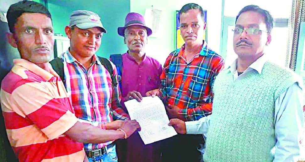 Parents undecided on lack of teachers