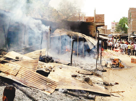 Six shops burnt by fire in vegetable market