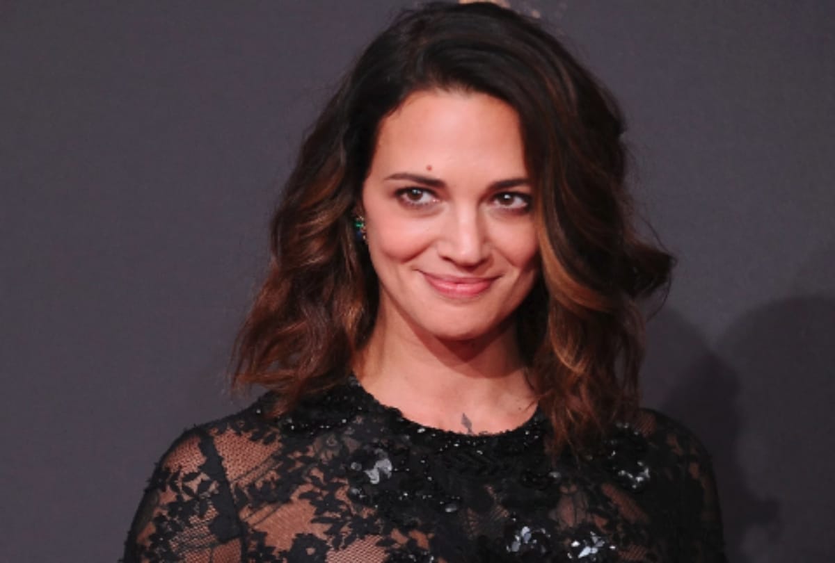Asia Argento says Harvey Weinstein raped her at the age of 21 