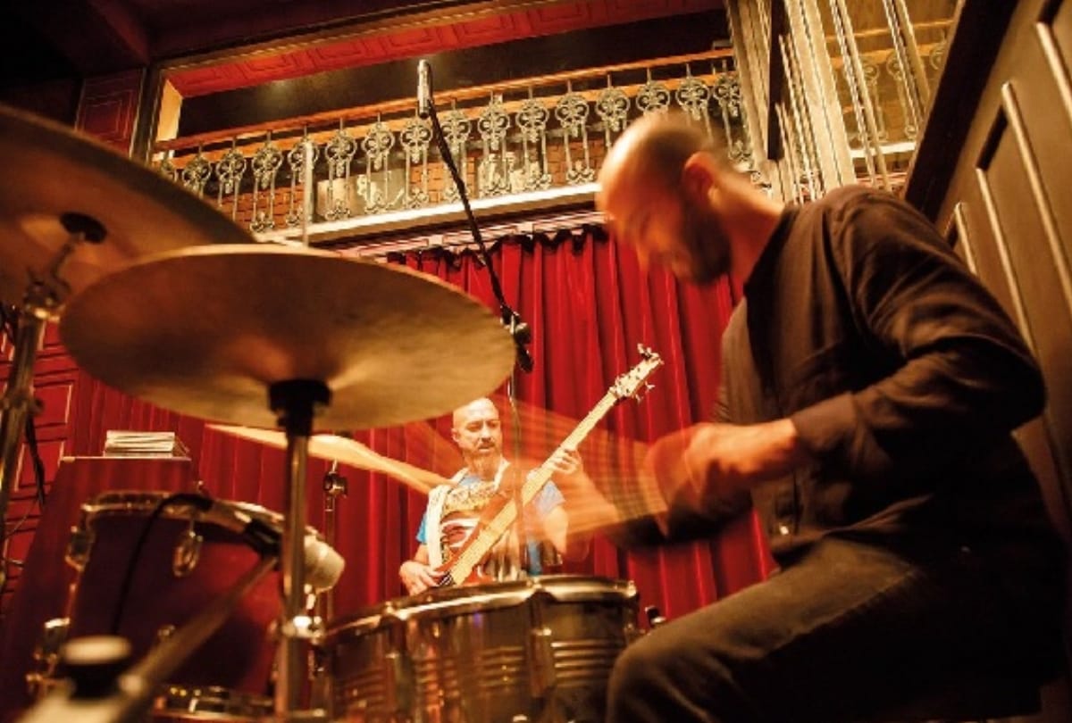 delhi government order to bar restaurants to not play recorded music in delhi NCR
