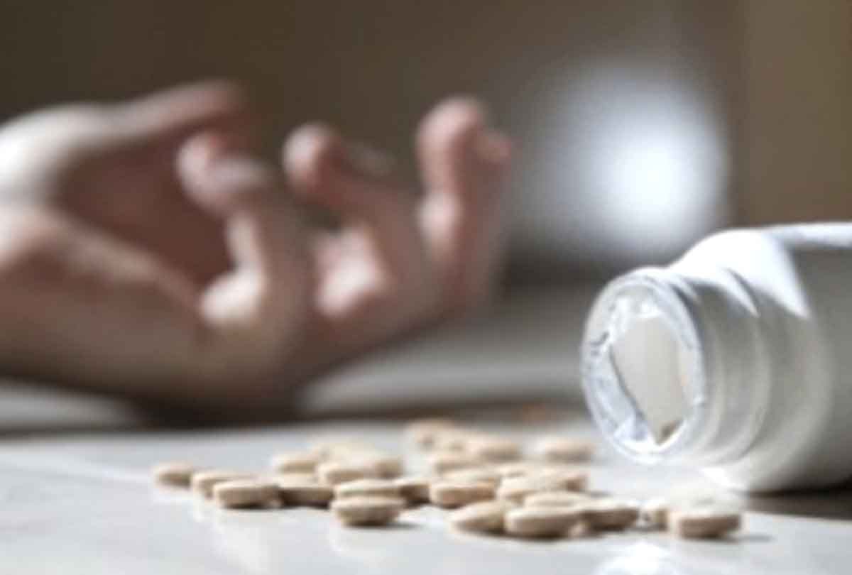 love couple committed suicide in kanpur