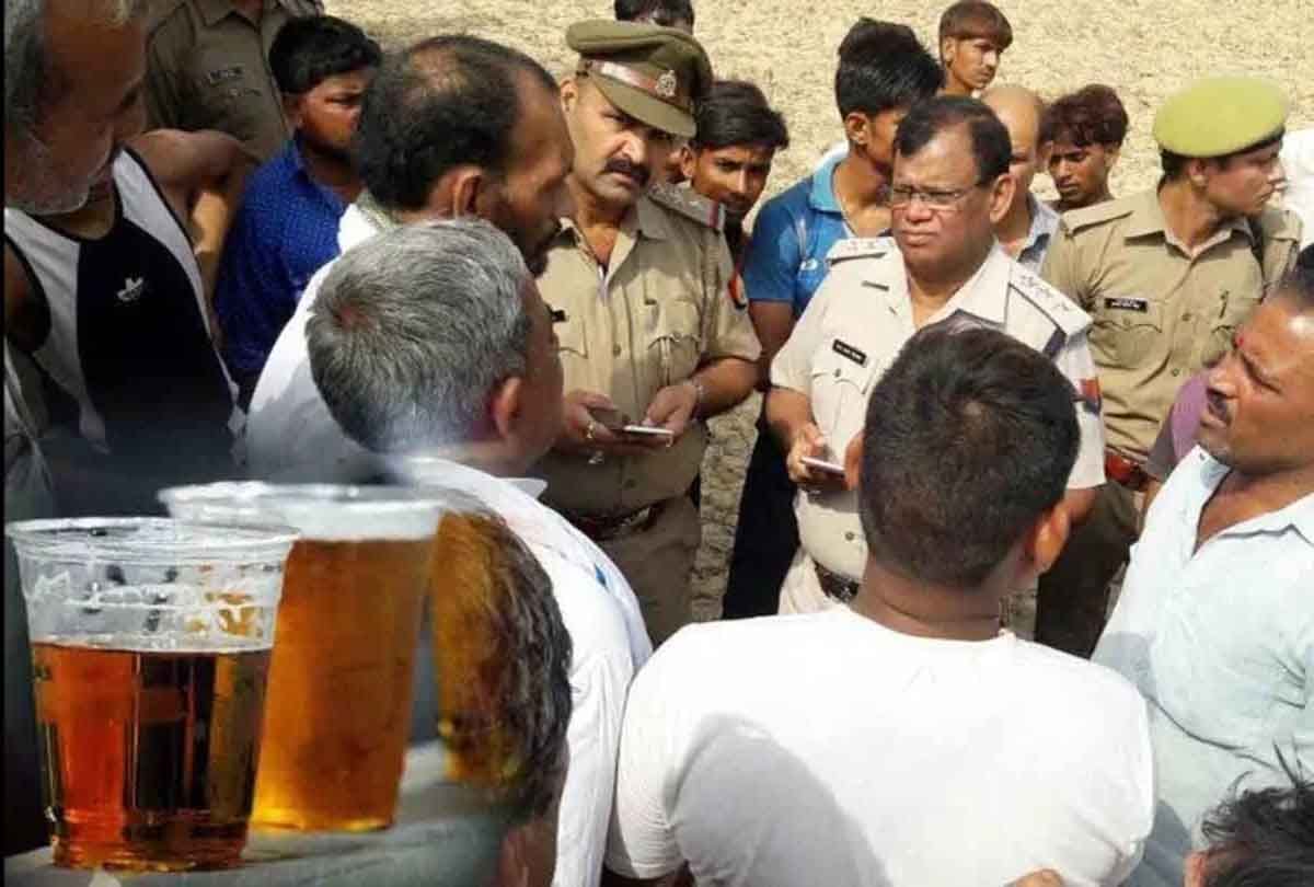 Former minister's two grandsons arrested in Sachendi poisonous liquor case