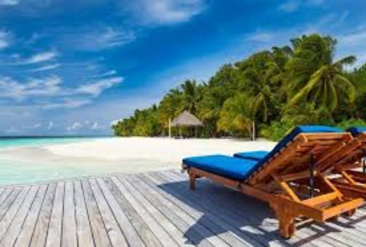 bosses bribe workers to take vacation in US software company 