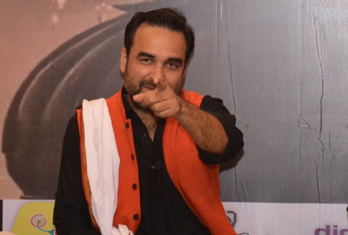 Pankaj tripathi shooting for the Ranveer Singh Starrer 83 besides injuries in ribs
