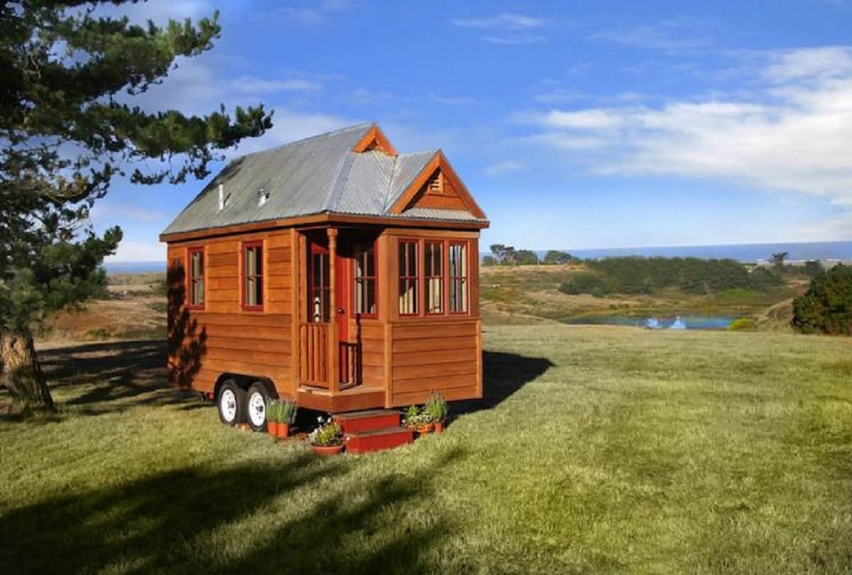 The world's smallest house built by nanotechnology